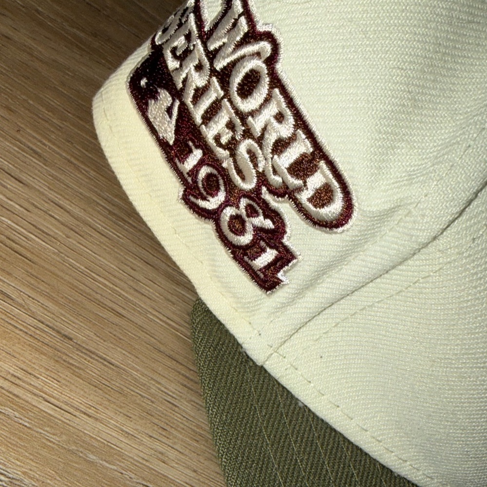 New Era Dodgers Cap - Picture 4 of 6